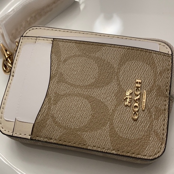 Coach Zip Card Case in Signature Canvas - Picture 3 of 5